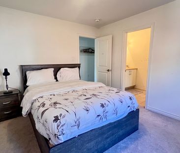 For Lease - 105 Elephant Hill Drive, Clarington, Ontario - Photo 5