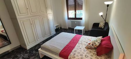 Viale Fratelli Rosselli, Florence, Tuscany 50123 - Photo 2