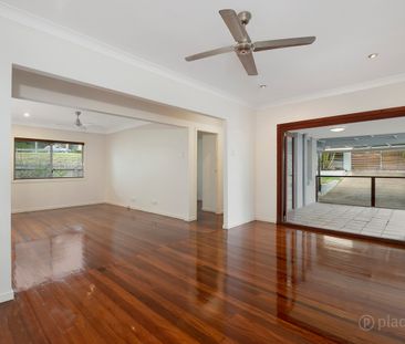 64 Illidge Street, Coorparoo QLD 4151 - House For Rent | Domain - Photo 4