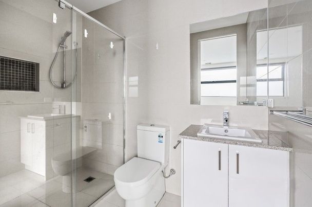 Preston's Best at Your Doorstep - Brilliant Location, Stylish Space - Photo 1