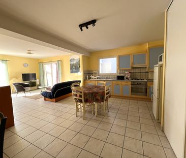 Location Appartement 3 pièces 68m² - Photo 2