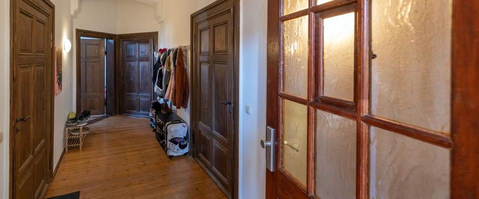 Unzufrieden mit der aktuellen WG? Im Alten Pfarrhaus wirst Du Dich wohlfühlen - OG Z2 - Photo 1