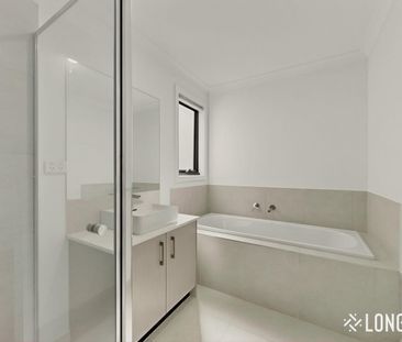 Modern Living in Clyde North – Convenience Meets Lifestyle - Photo 4