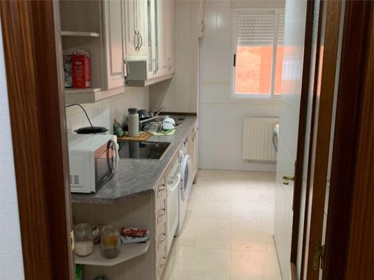 Piso de alquiler en Calle Évora, 21, Nuevo Cáceres - Photo 1