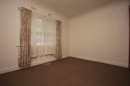 64 Heathmont Road, Heathmont - Photo 3