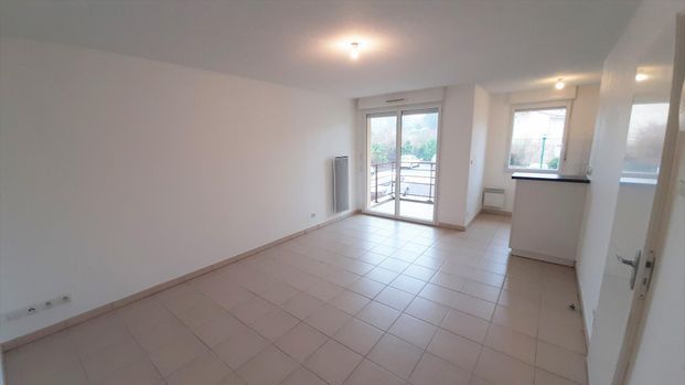 location Appartement T2 DE 41.97m² À LIMOGES - Photo 1