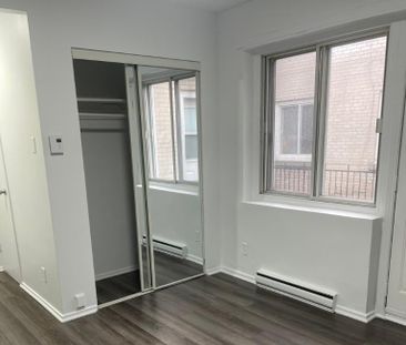 LEASE TRANSFER - STUDIO - 5 MINS FROM JEAN TALON METRO - ALL UTILIT... - Photo 2