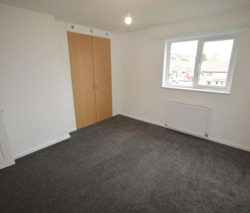 2 bedroom end of terrace house to rent - Photo 3