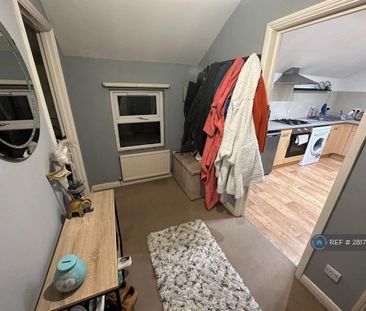 1 bedroom flat to rent - Photo 5