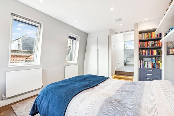 4 bedroom flat to rent - Photo 1