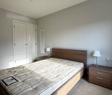 2 Bed Flat, Tarves Way, SE10 - Photo 3