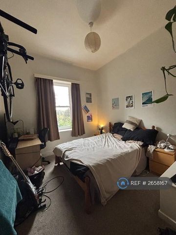 5 bedroom flat to rent - Photo 5