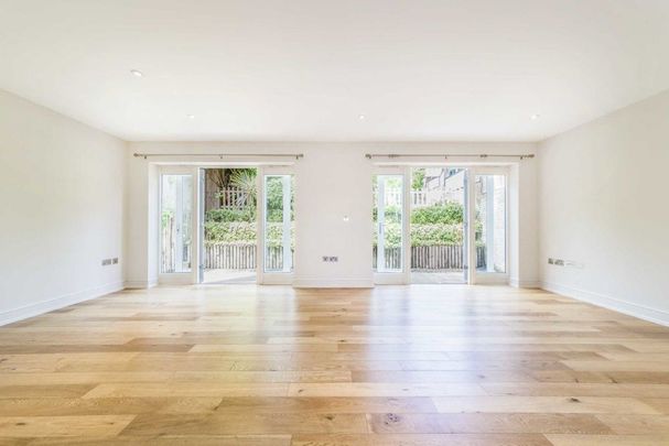 Southwood Avenue, Kingston Upon Thames, KT2 - Photo 1