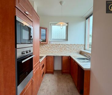 Pronájem bytu 2+kk 40 m², Harlacherova 3327, Praha Záběhlice - Photo 1