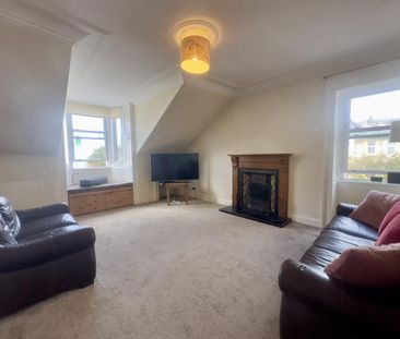 3 bedroom apartment to rent - Photo 1