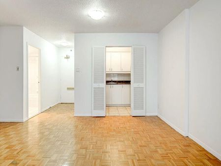 3355 Queen Mary Road, Montréal, QC - Photo 2