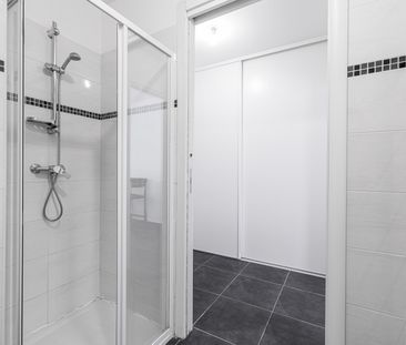 Location Appartement 1 pièce 24m² NICE 06100 - Photo 5