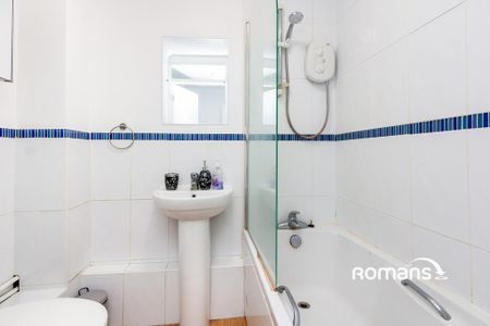 2 bedroom terraced house to rent - Photo 2