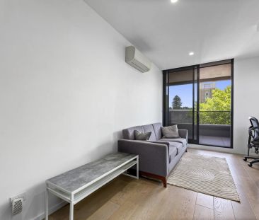 402/1A Finch Street, - Photo 4