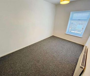 Brynhyfryd Terrace, Ferndale, CF43 - Photo 5