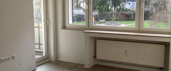 Renovierte 2 Zimmer mit Balkon - Foto 1