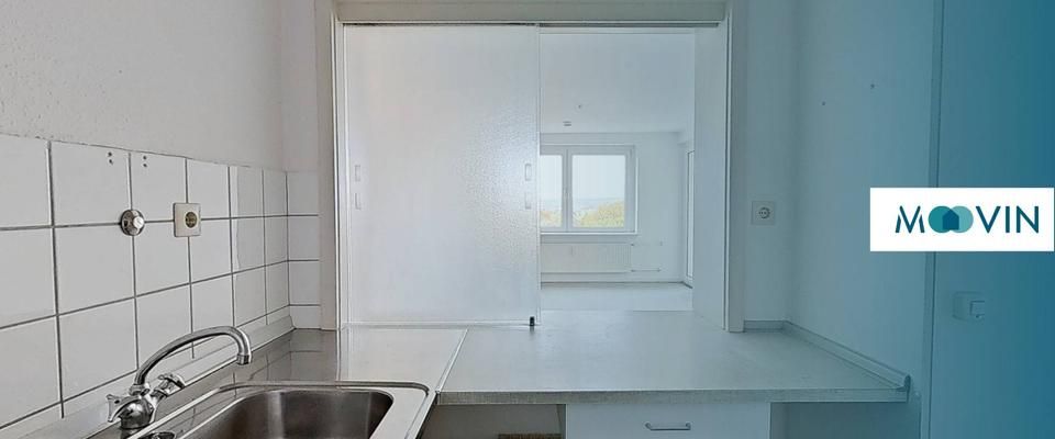 Schöne 2-Zimmer-Wohnung mit EBK, BALKON und tollem Ausblick - Foto 1