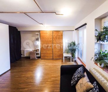 Pronájem bytu 1+kk • 41 m² bez realitkyAfrická, Praha - Vokovice - Photo 1