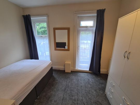 Walpole Road, Boscombe (Student Room) - Photo 1