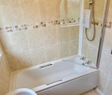 Staynton Crescent, Huddersfield - Photo 1