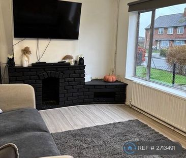 3 bedroom semi-detached house to rent - Photo 1