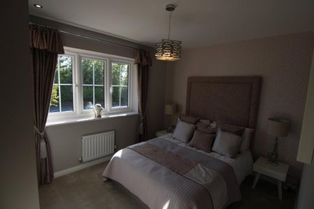 5 bedroom detached house to rent - Photo 5