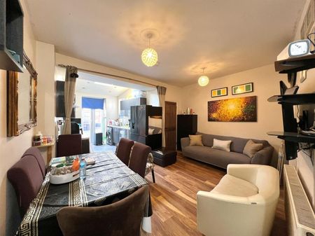 Higham Hill Road, London - Photo 3