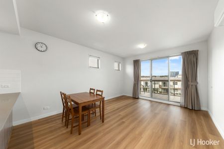 21/15 Mower Place, Phillip ACT, Belconnen - Photo 2