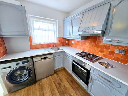 Berkeley Avenue, Greenford - Photo 5