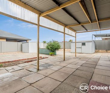 Freshly renovated family home - Photo 4