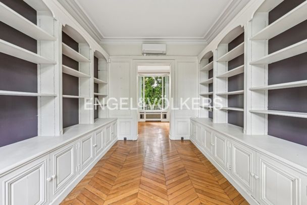 Ravissante Maison Vide 245m² avec Jardin - Foch/Porte Maillot - Photo 1