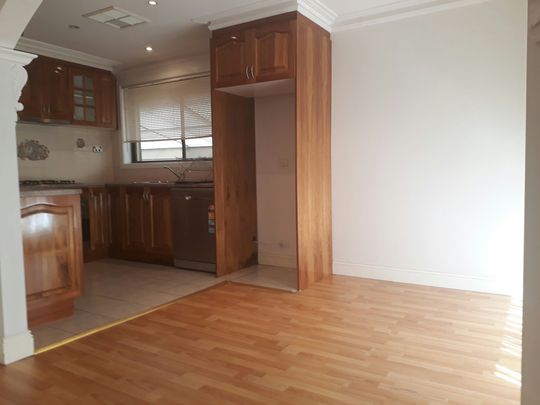 Spacious 3-Bedroom Unit in St Albans - Photo 1