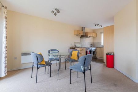 2 bedroom apartment to rent - Photo 2