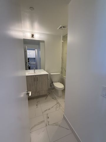 For Lease - 180 Front Street Unit# 3616, Toronto, Ontario - Photo 2