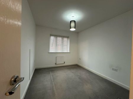 Great Tithes Place, Crewe - Photo 3