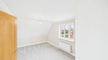 3 bedroom detached house to rent - Photo 3