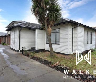 Modern Living Unit! - Photo 6