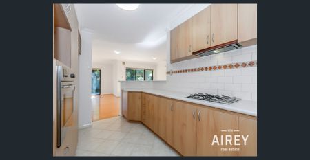 Charming Retreat in the Heart of Como - Photo 5