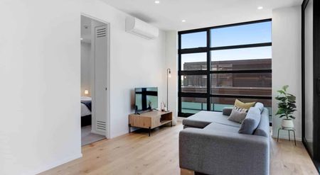 Lock and Leave - Fully Furnished - Waterfront ... - Photo 3