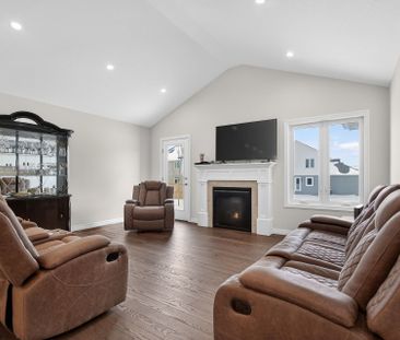 For Lease - 64 Ambrosia Path, St. Thomas, Ontario - Photo 3