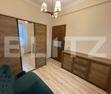 Apartament 3 camere, 65 mp, scară interioară și curte - Ciuperca 1 Mai - Fotografie 1