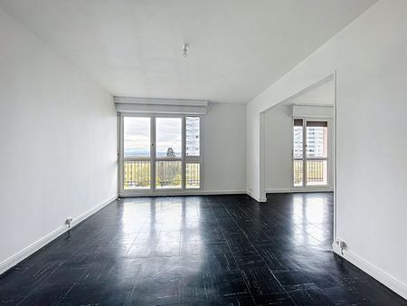 Appartement T4 près de RILLIEUX LA PAPE à louer - Photo 3