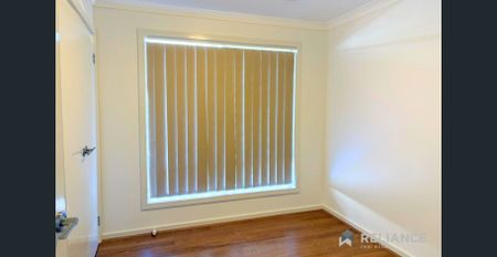 Renovated Modern Family Home!! - Photo 2