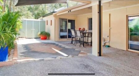 Coombabah - Photo 2