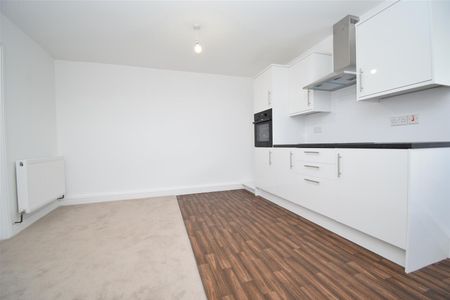 Three Bedroom Apartments, Northgate, Wakefield - Photo 2
